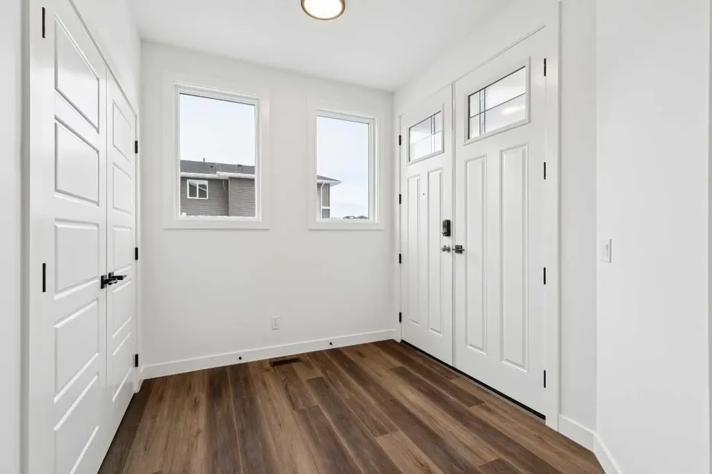 283 Dawson Wharf Rise Chestermere AB T1X 2W2