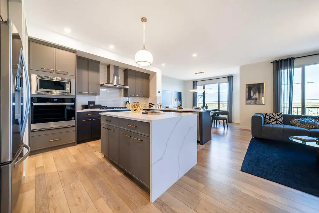 283 Dawson Wharf Rise Chestermere AB T1X 2W2