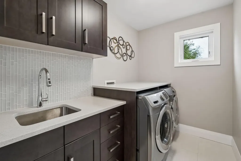 3302 39 Street SW Calgary AB T3E 3J2