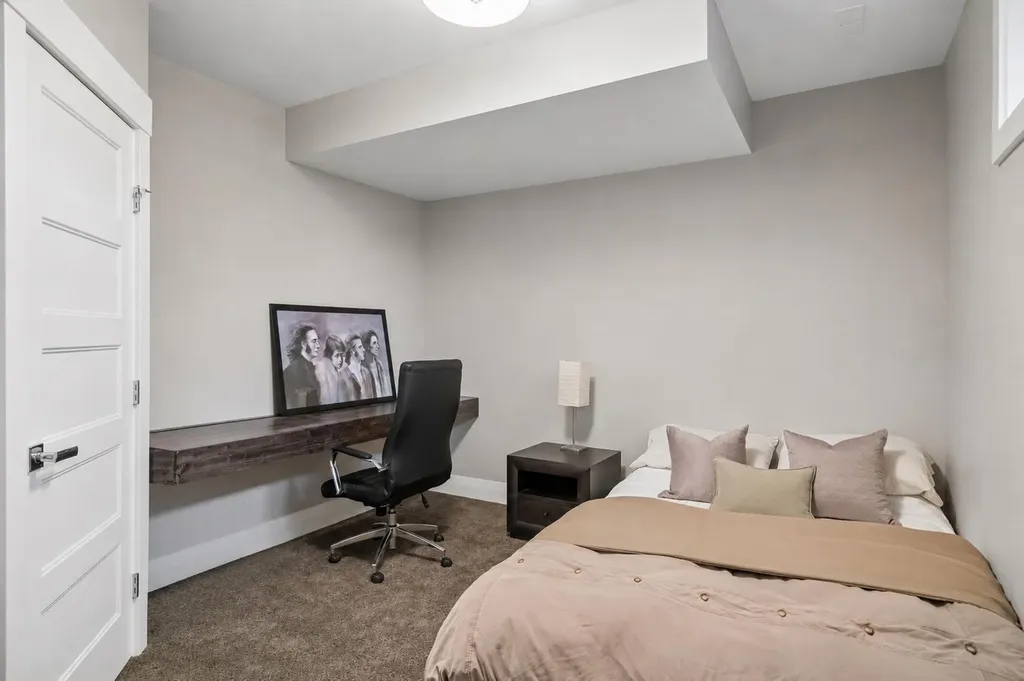 3302 39 Street SW Calgary AB T3E 3J2