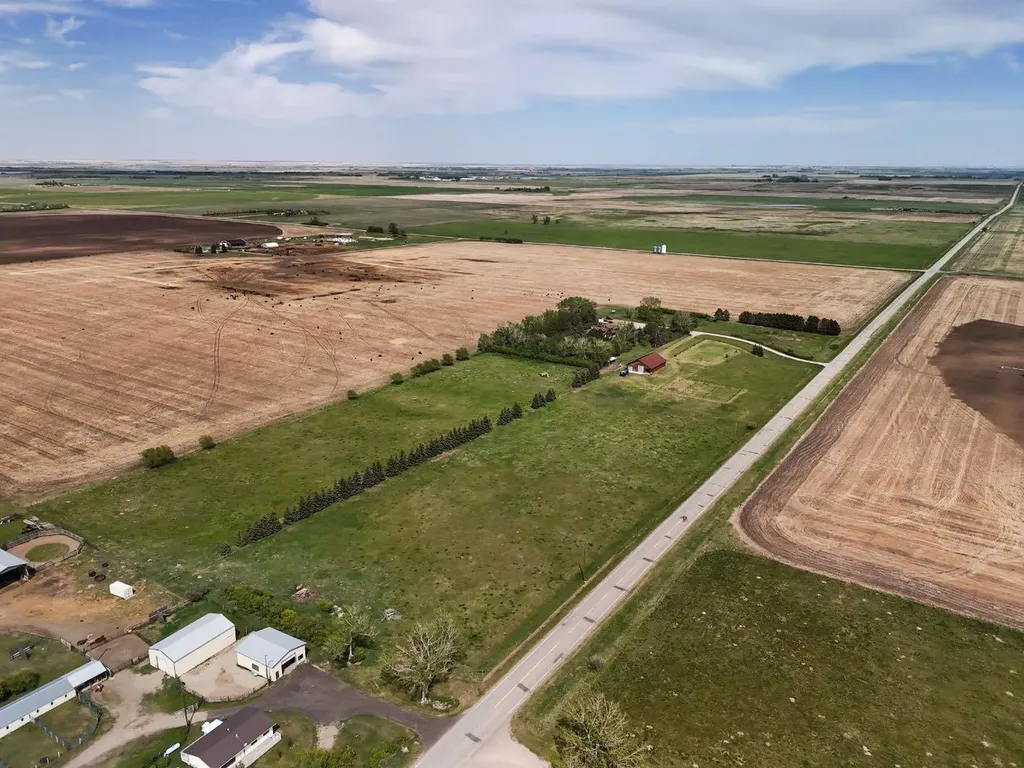 261074 Township Road 262 Rural Rocky View County AB T0M 1G0