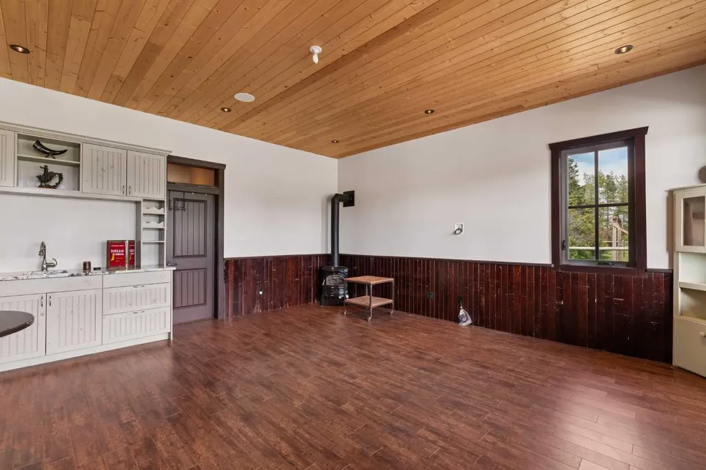 261074 Township Road 262 Rural Rocky View County AB T0M 1G0