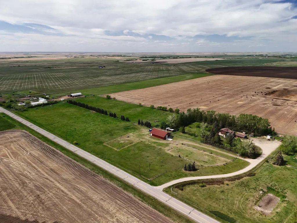 261074 Township Road 262 Rural Rocky View County AB T0M 1G0