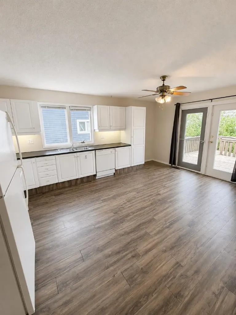 518 19th Street Wainwright AB T9W 1J6