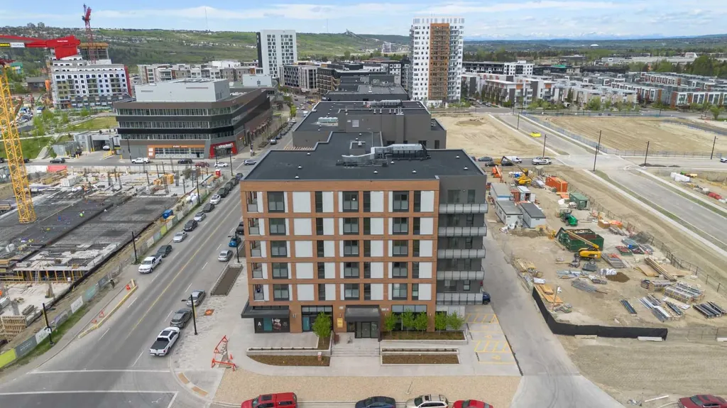 3107 Warren Street NW Calgary AB T3B0M2