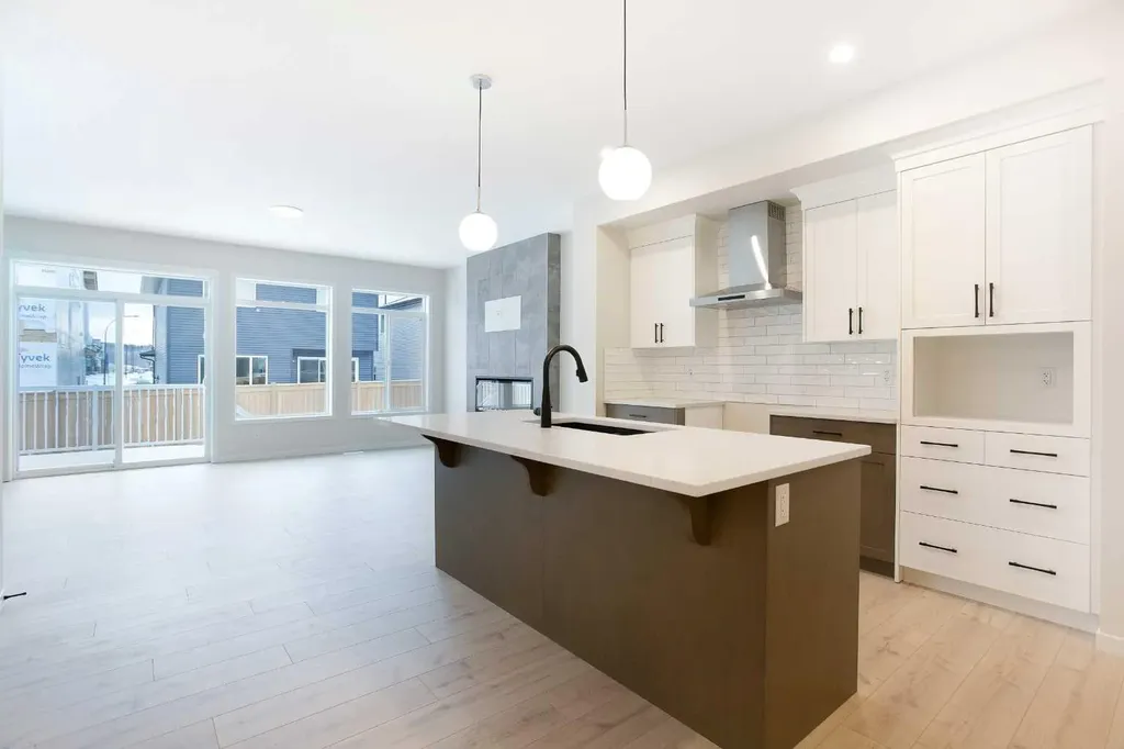 53 Creekside Passage SW Calgary AB T2X 5V6