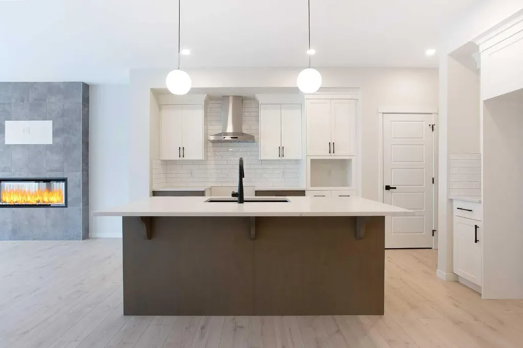 53 Creekside Passage SW Calgary AB T2X 5V6