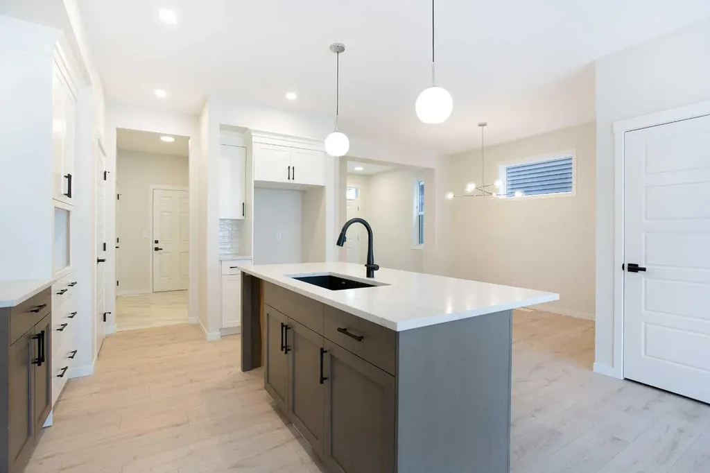 53 Creekside Passage SW Calgary AB T2X 5V6