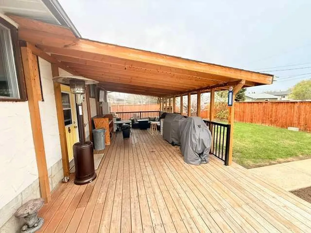 4804 47 Avenue Grimshaw AB T0H1W0