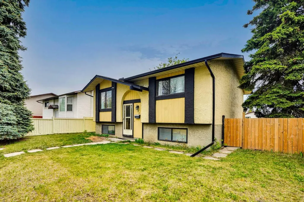 1187 Falconridge Drive NE Calgary AB T3J 1A3