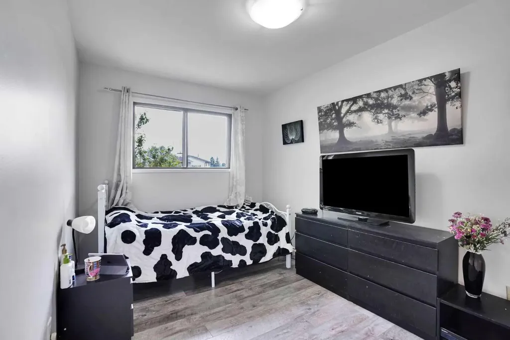 1187 Falconridge Drive NE Calgary AB T3J 1A3