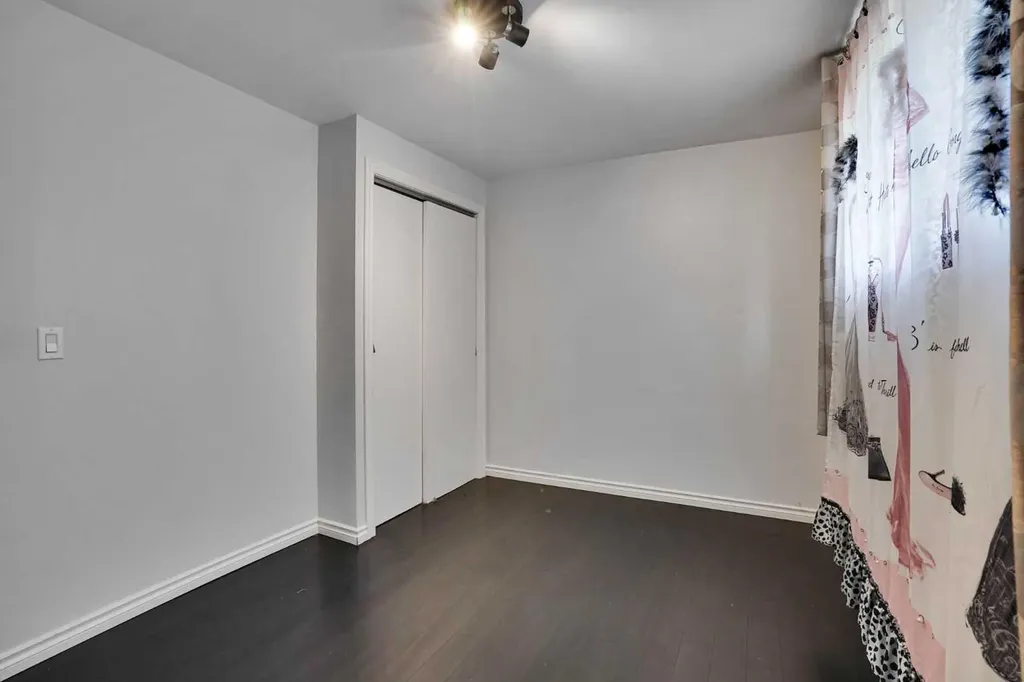 1187 Falconridge Drive NE Calgary AB T3J 1A3