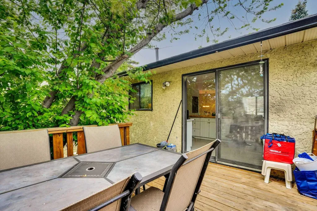 1187 Falconridge Drive NE Calgary AB T3J 1A3