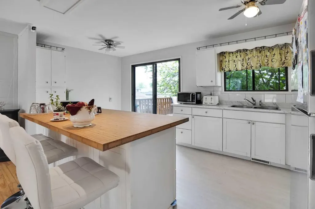 1187 Falconridge Drive NE Calgary AB T3J 1A3
