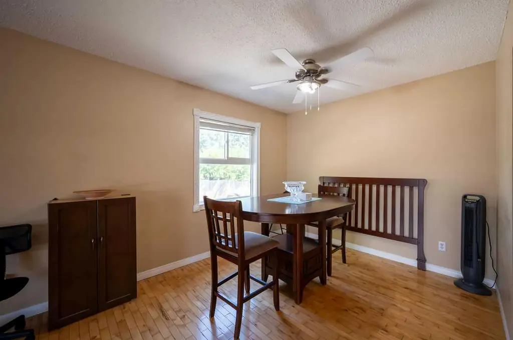 139 Maitland Road NE Calgary AB T2A 4Z3