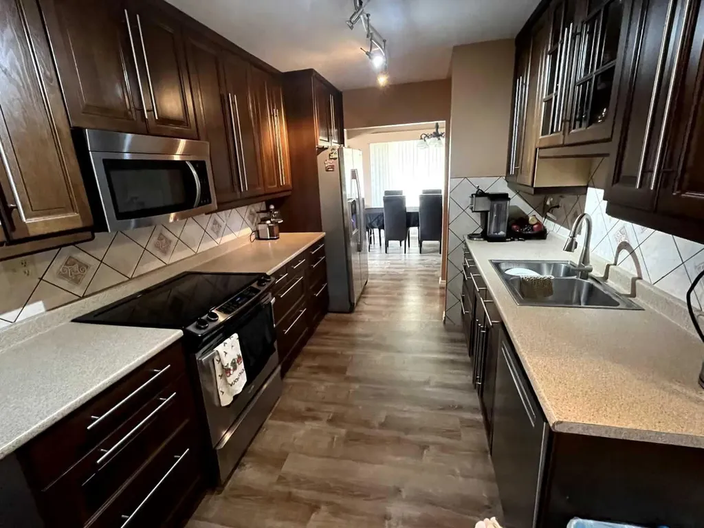 49425 Highway 870 Innisfree AB t0b2g0