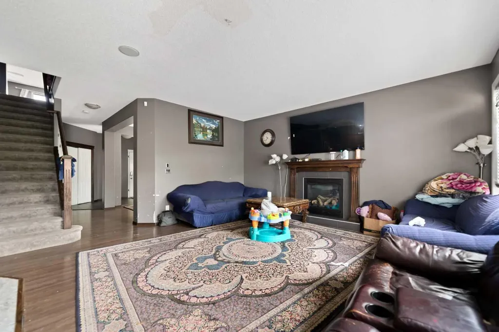 34 Brightoncrest Common SE Calgary AB T2Z 0N8