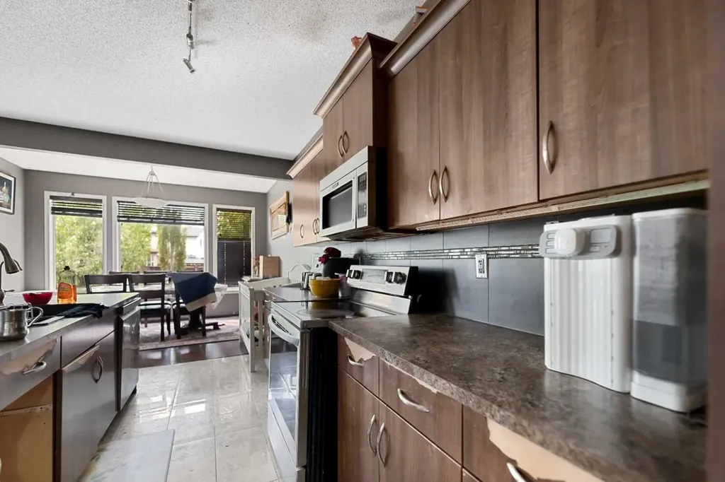 34 Brightoncrest Common SE Calgary AB T2Z 0N8