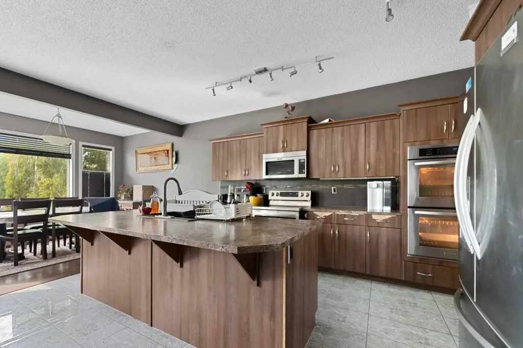 34 Brightoncrest Common SE Calgary AB T2Z 0N8