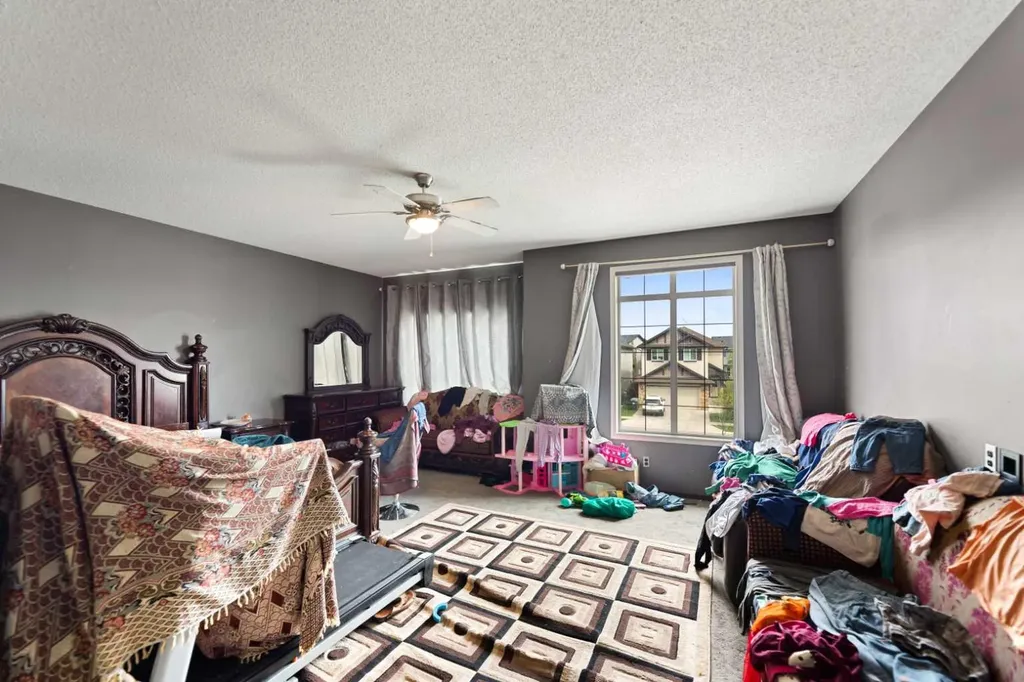 34 Brightoncrest Common SE Calgary AB T2Z 0N8