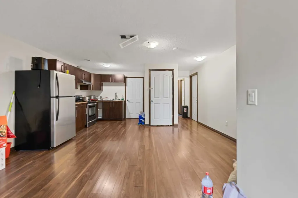 34 Brightoncrest Common SE Calgary AB T2Z 0N8