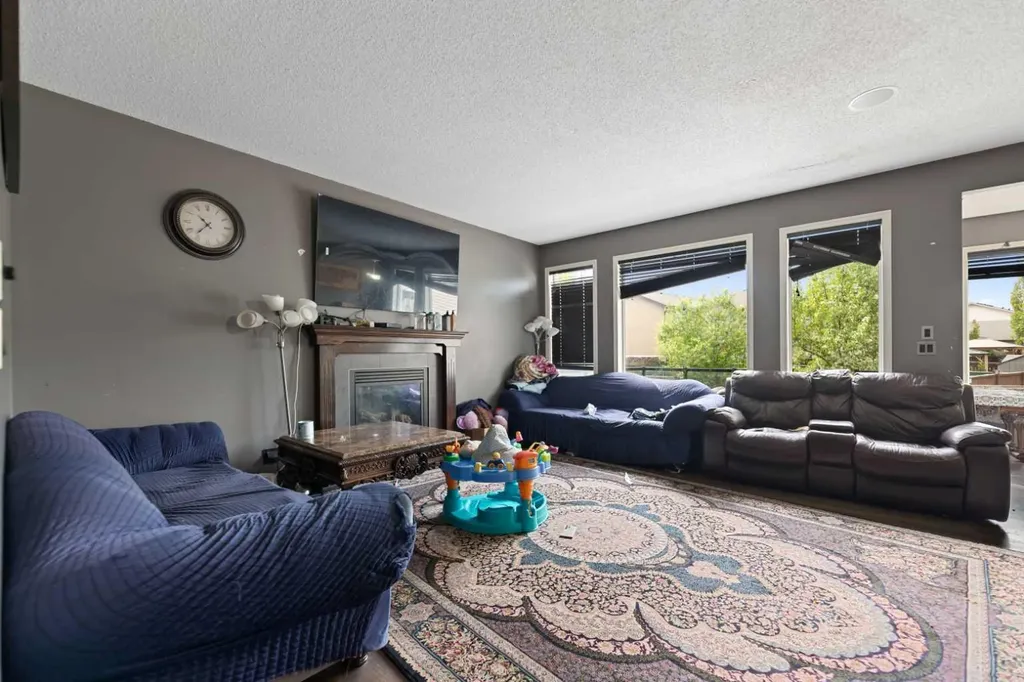34 Brightoncrest Common SE Calgary AB T2Z 0N8