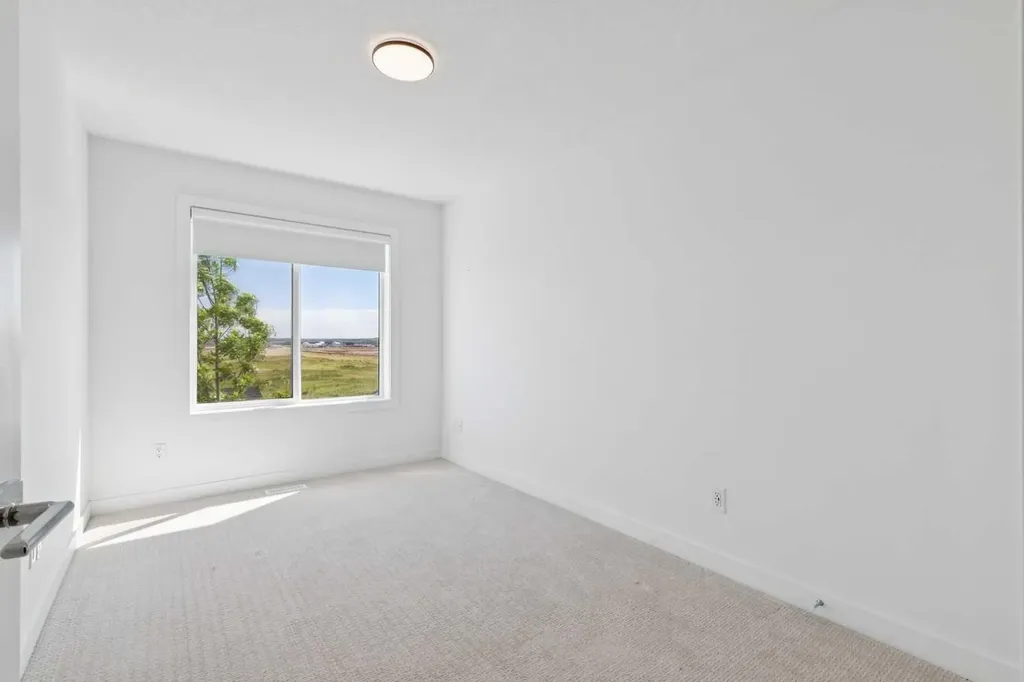 7411 202 Avenue SE Calgary AB T3S 0E8
