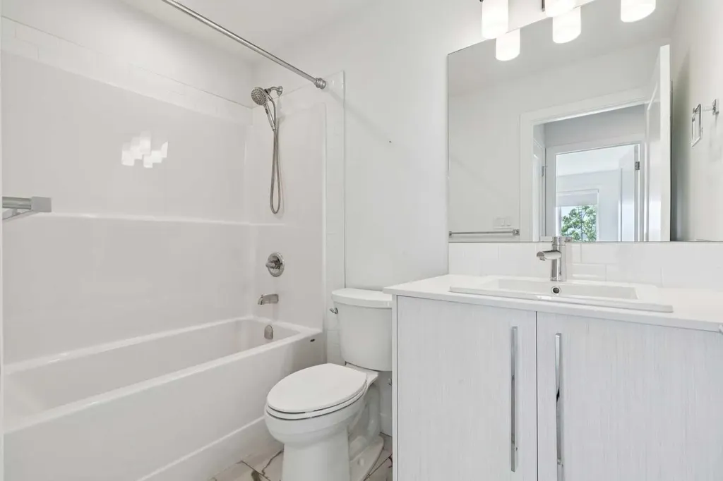 7411 202 Avenue SE Calgary AB T3S 0E8