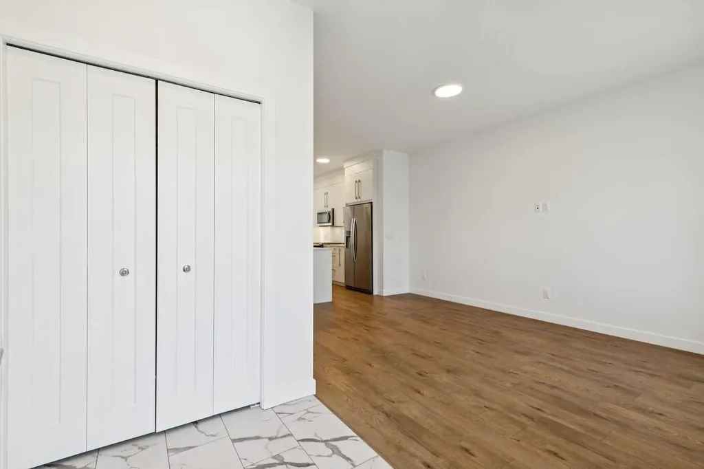7411 202 Avenue SE Calgary AB T3S 0E8