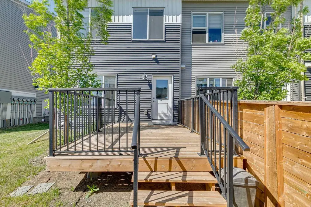 7411 202 Avenue SE Calgary AB T3S 0E8
