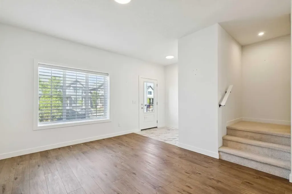 7411 202 Avenue SE Calgary AB T3S 0E8