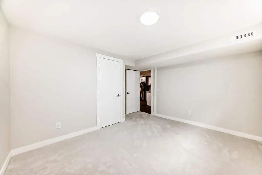 5128 Maryvale Drive NE Calgary AB T2A 2V6