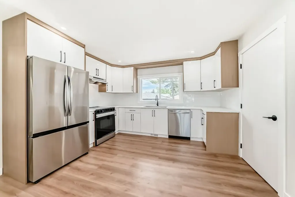5128 Maryvale Drive NE Calgary AB T2A 2V6