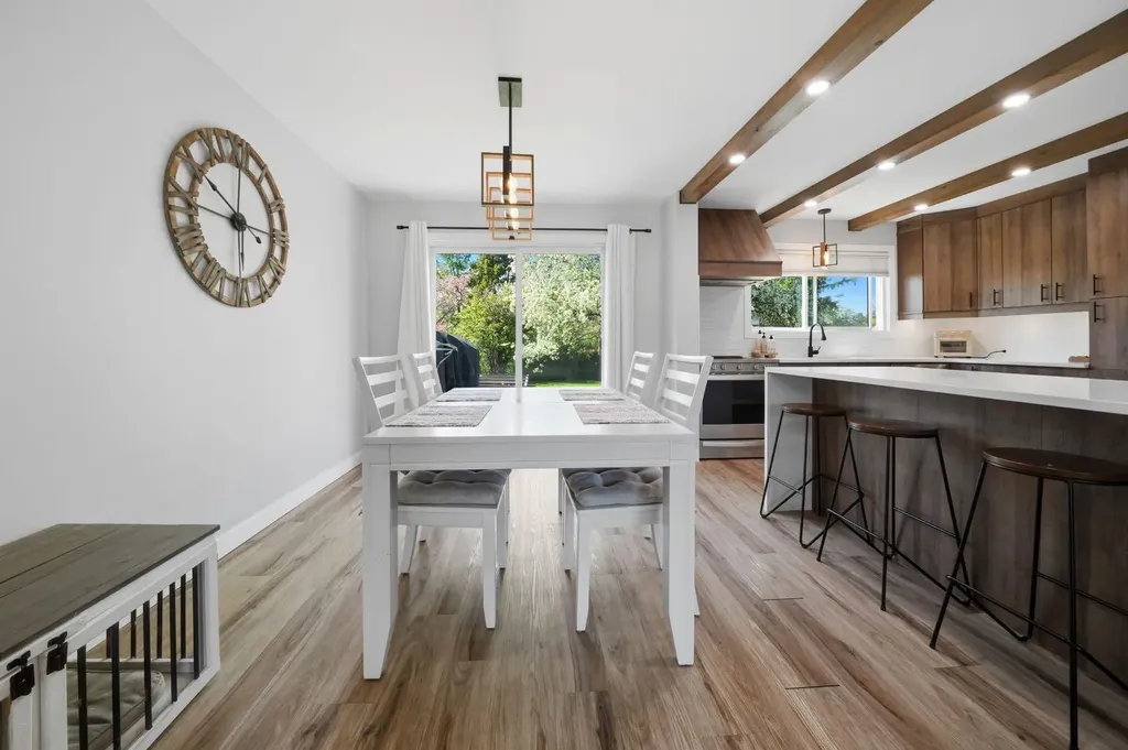 75 Hill Crescent Red Deer AB T4N6G3