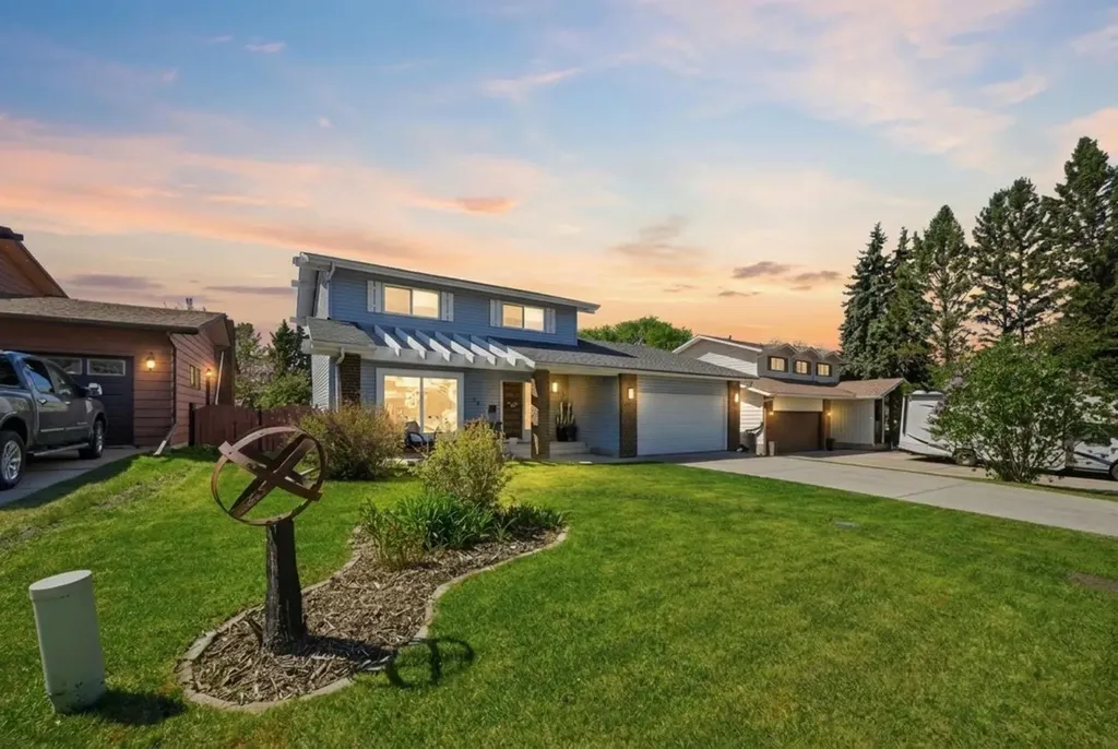 75 Hill Crescent Red Deer AB T4N6G3