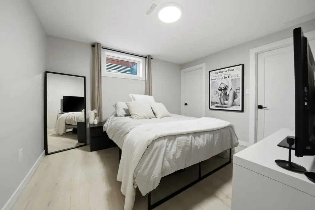 75 Hill Crescent Red Deer AB T4N6G3