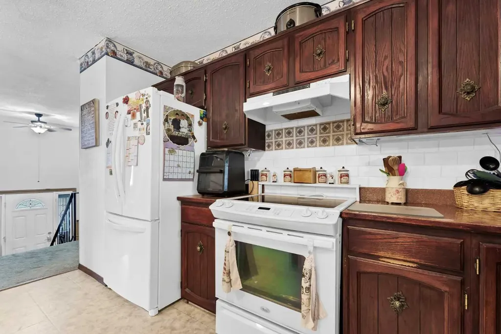 173 Cypress Way SE Medicine Hat AB T1B1L5