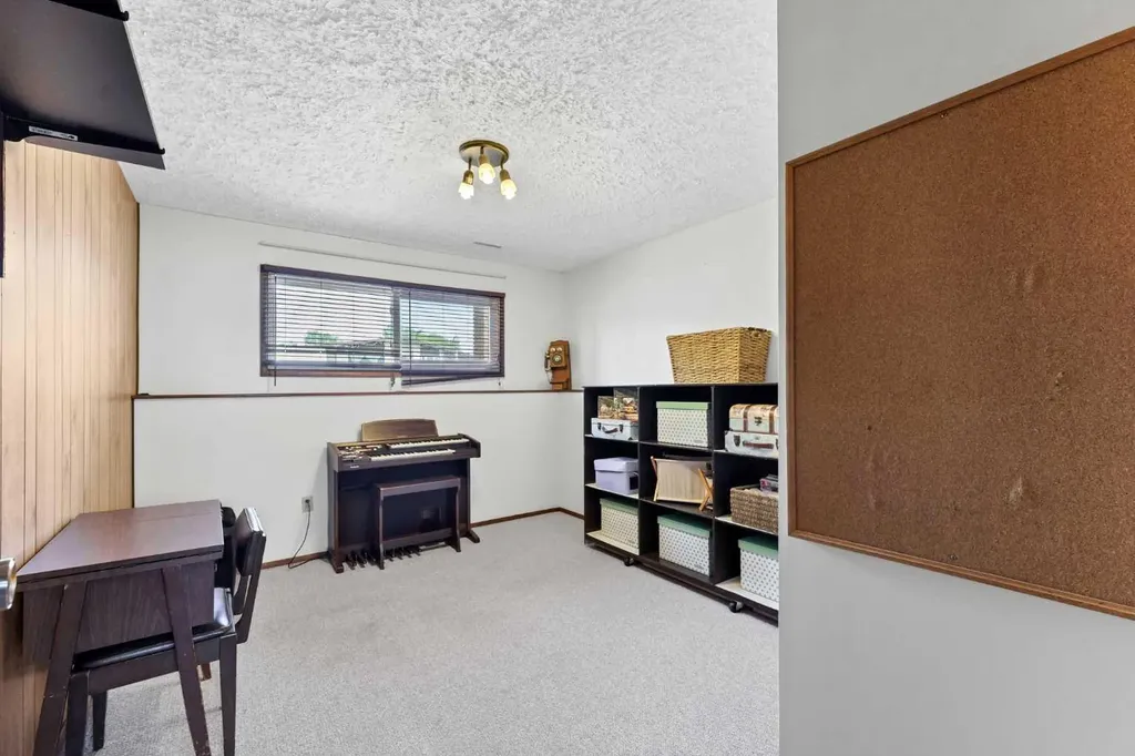 173 Cypress Way SE Medicine Hat AB T1B1L5