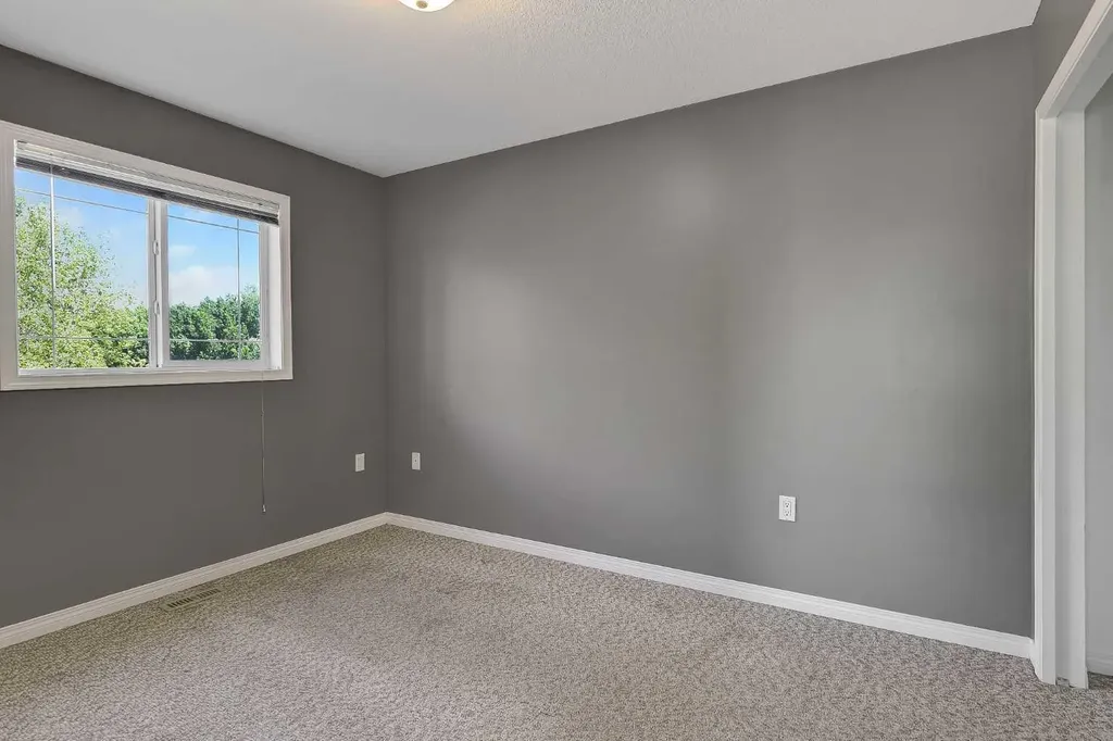 8717 65 Avenue Grande Prairie AB T8W 0A6