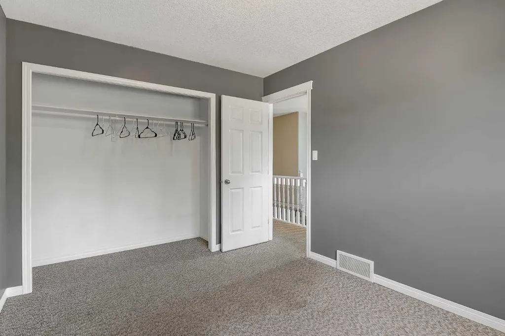 8717 65 Avenue Grande Prairie AB T8W 0A6