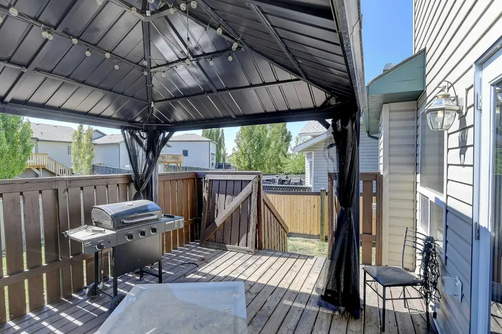 8717 65 Avenue Grande Prairie AB T8W 0A6
