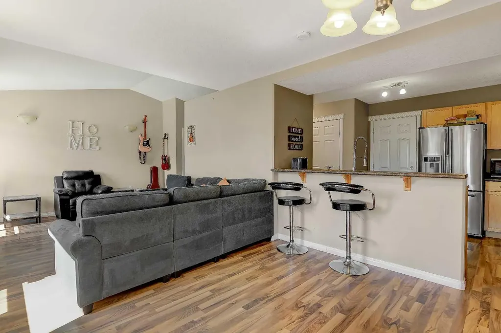 8717 65 Avenue Grande Prairie AB T8W 0A6