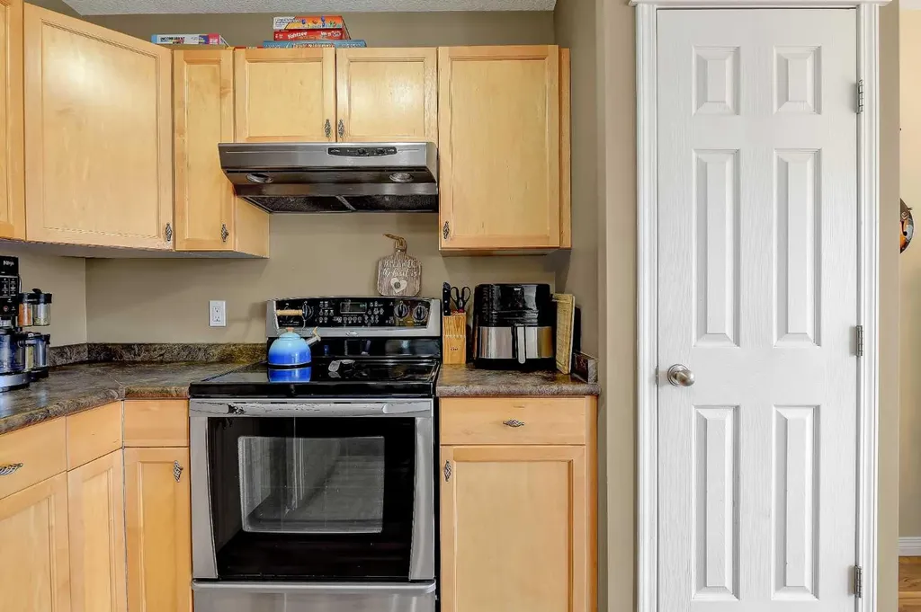 8717 65 Avenue Grande Prairie AB T8W 0A6