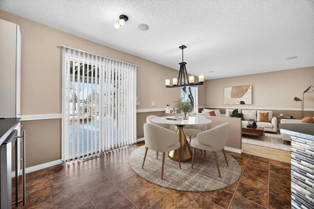 378 Panamount Drive NW Calgary AB T3K 5M1