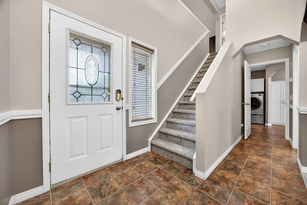 378 Panamount Drive NW Calgary AB T3K 5M1