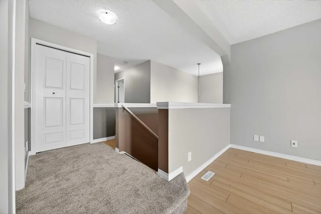 378 Panamount Drive NW Calgary AB T3K 5M1