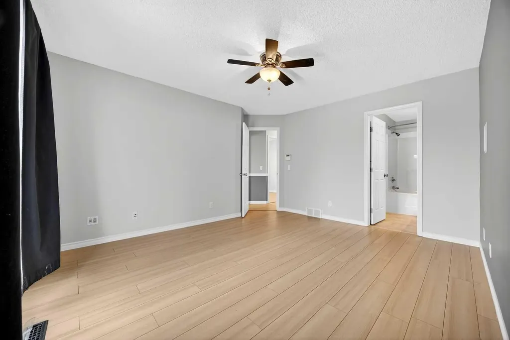 378 Panamount Drive NW Calgary AB T3K 5M1