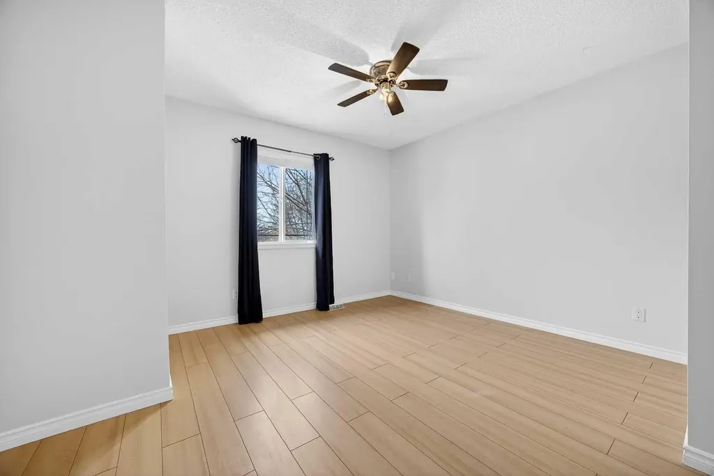 378 Panamount Drive NW Calgary AB T3K 5M1