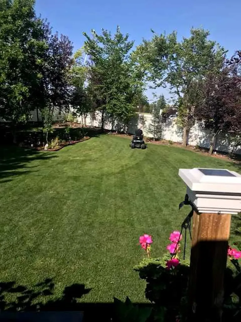 378 Panamount Drive NW Calgary AB T3K 5M1