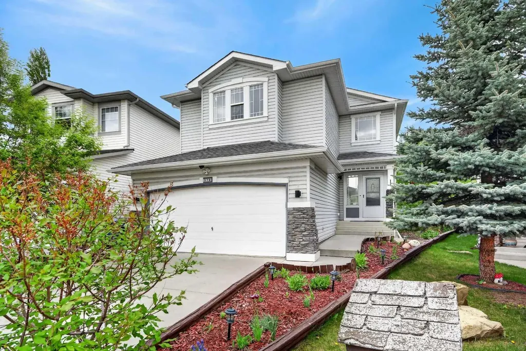 378 Panamount Drive NW Calgary AB T3K 5M1